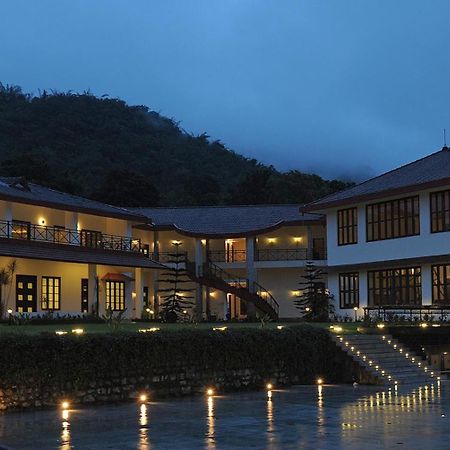 Amritara Ambatty Greens Resort Virajpet Exterior foto