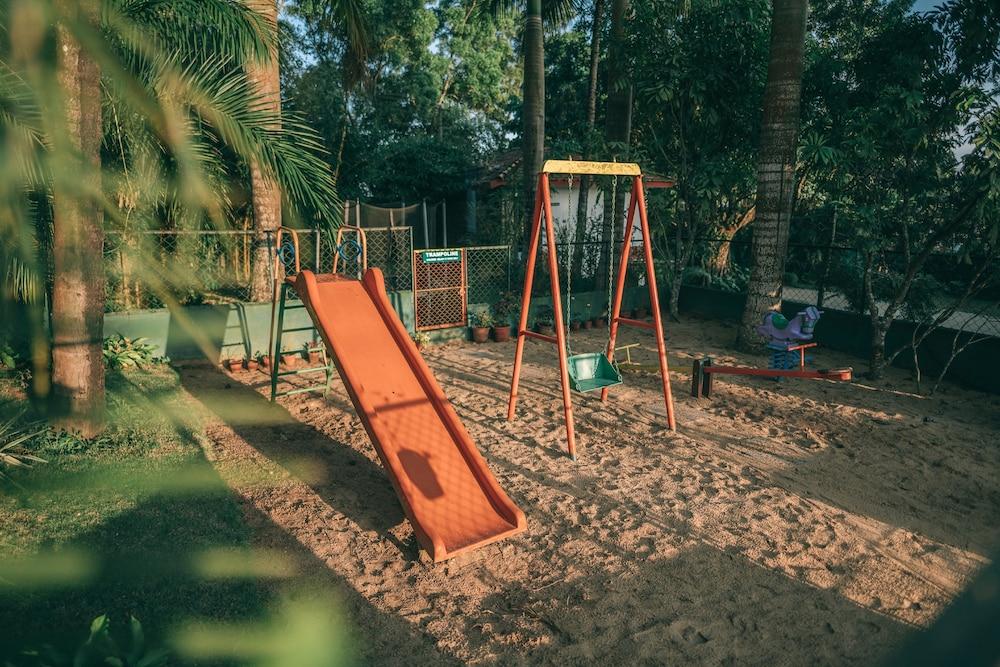 Amritara Ambatty Greens Resort Virajpet Exterior foto